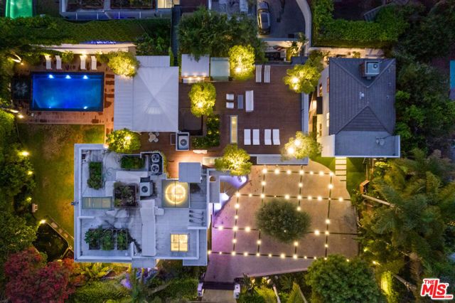 1111 Sierra Alta Way, Beverly Hills, CA 90210