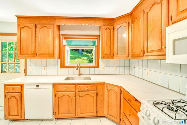 380 Farmington Avenue, Waterbury, CT 06710