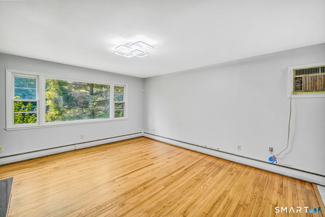 380 Farmington Avenue, Waterbury, CT 06710