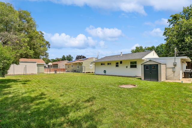 609 E 12th Street Place N, Newton, IA 50208