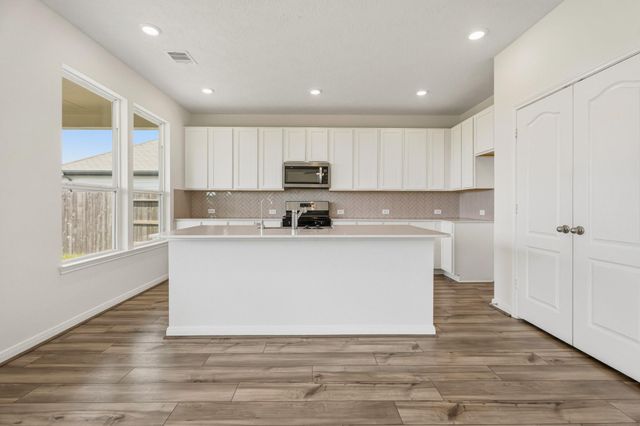 1103 Black Rail Street, La Marque, TX 77568