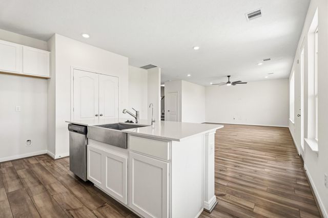 1103 Black Rail Street, La Marque, TX 77568