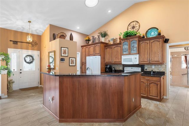 4 WASHINGTON PLACE, Palm Coast, FL 32164