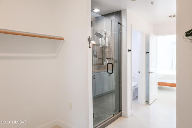 2010 E River Rd Unit 105, Tucson, AZ 85718