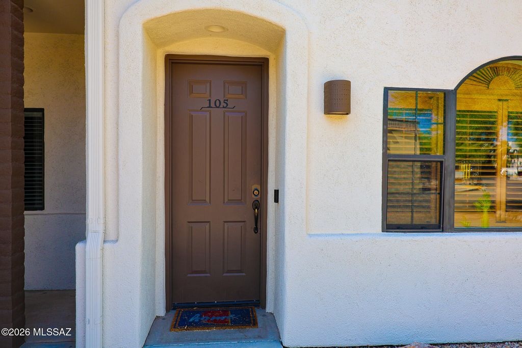 2010 E River Rd Unit 105, Tucson, AZ 85718