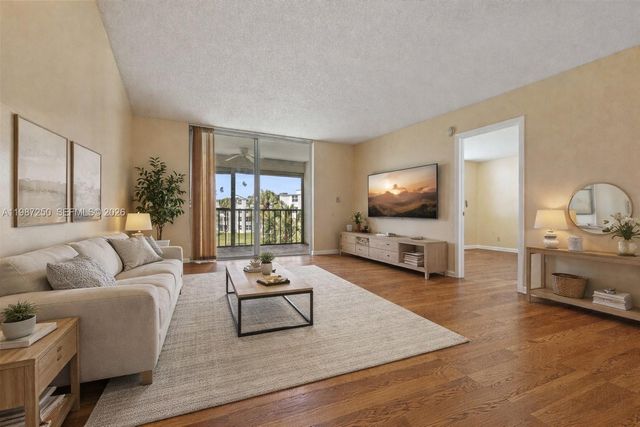 7664 NW 18th St 306, Margate, FL 33063