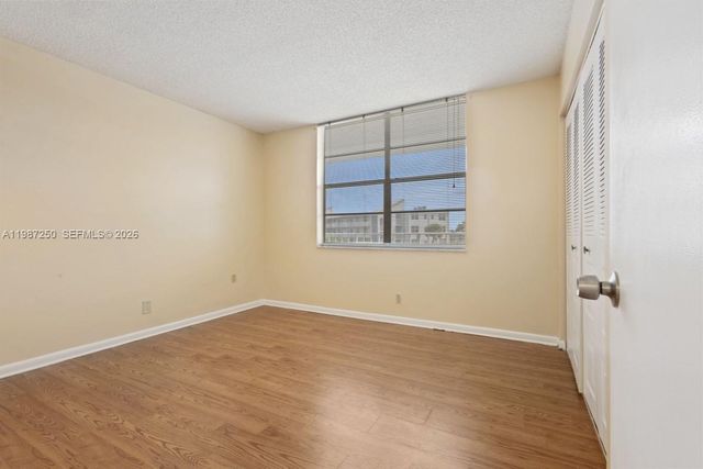 7664 NW 18th St 306, Margate, FL 33063