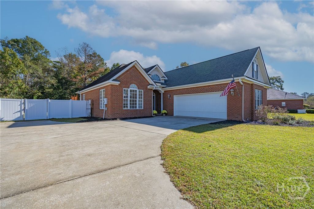 104 Pleasant Hill Road, Rincon, GA 31326