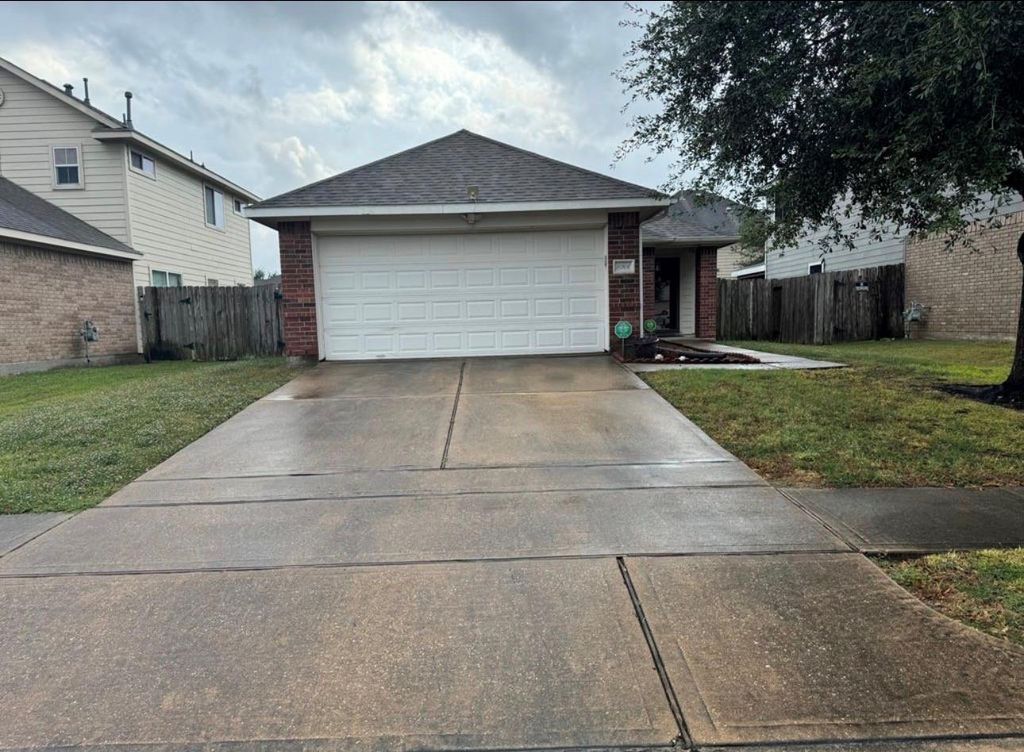 10906 View Pointe Lane, Houston, TX 77034