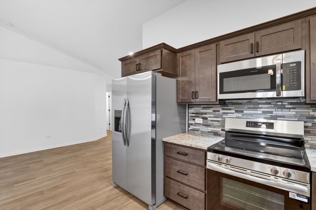 307 W South Street 307, Durand, IL 61024