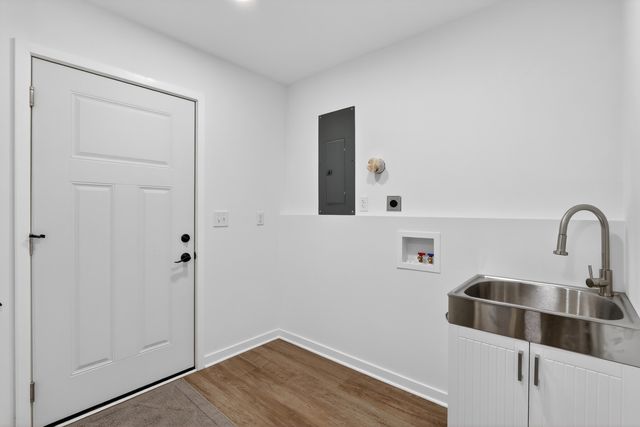 307 W South Street 307, Durand, IL 61024