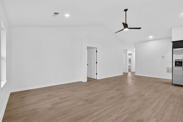 307 W South Street 307, Durand, IL 61024