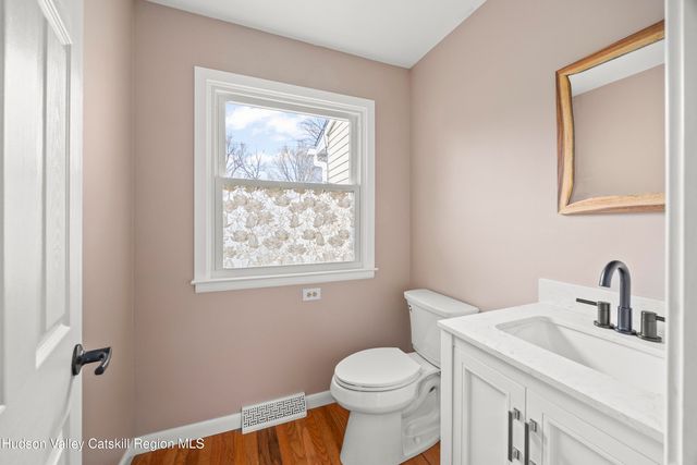 1760 State Route 9, Stuyvesant, NY 12173