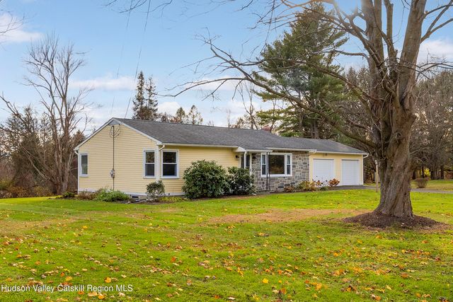 1760 State Route 9, Stuyvesant, NY 12173