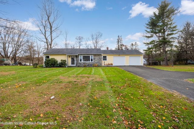 1760 State Route 9, Stuyvesant, NY 12173