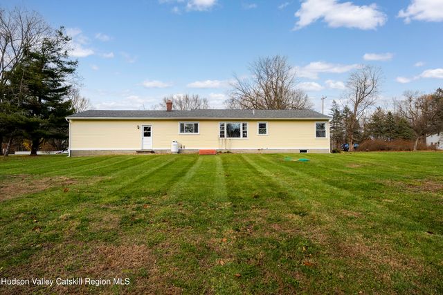 1760 State Route 9, Stuyvesant, NY 12173