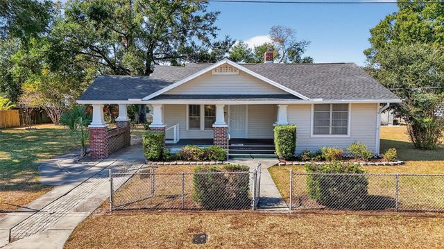 5806 N CHEROKEE AVENUE, Tampa, FL 33604