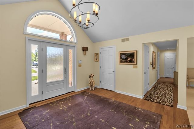 90 Midway Drive, Orchard Park, NY 14127