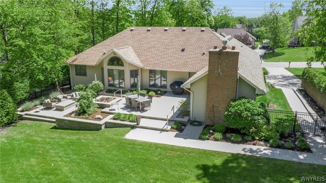 90 Midway Drive, Orchard Park, NY 14127