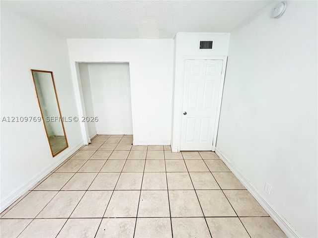 4160 NW 21st St 124D, Lauderhill, FL 33313