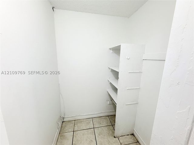 4160 NW 21st St 124D, Lauderhill, FL 33313