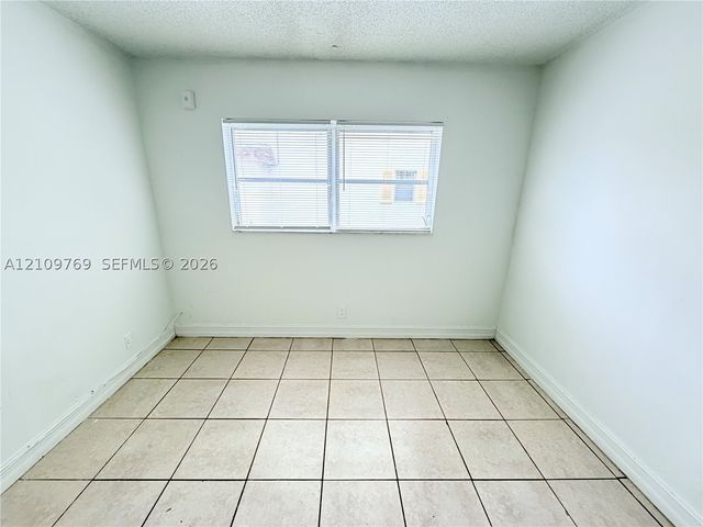 4160 NW 21st St 124D, Lauderhill, FL 33313