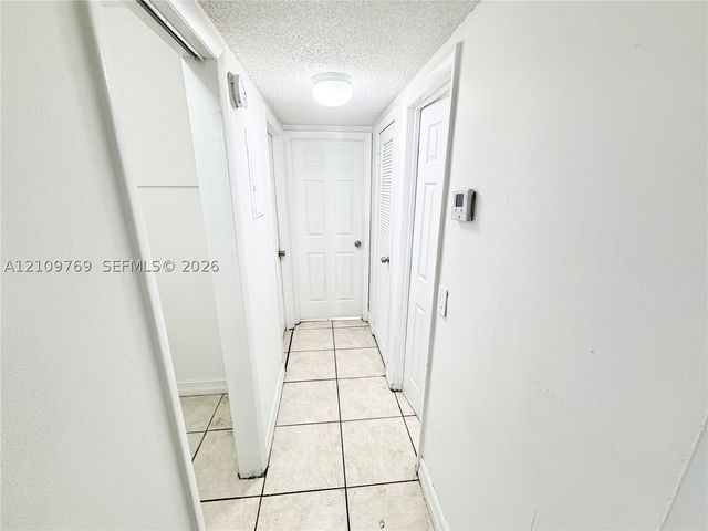 4160 NW 21st St 124D, Lauderhill, FL 33313