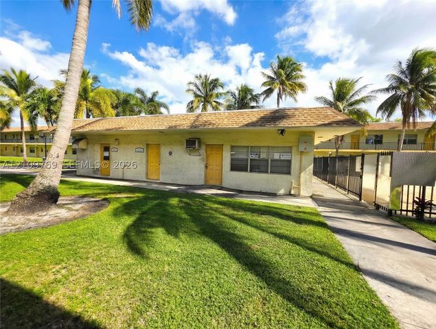 4160 NW 21st St 124D, Lauderhill, FL 33313