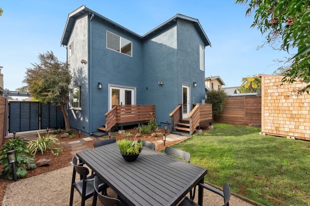2435 Bonar St, Berkeley, CA 94702