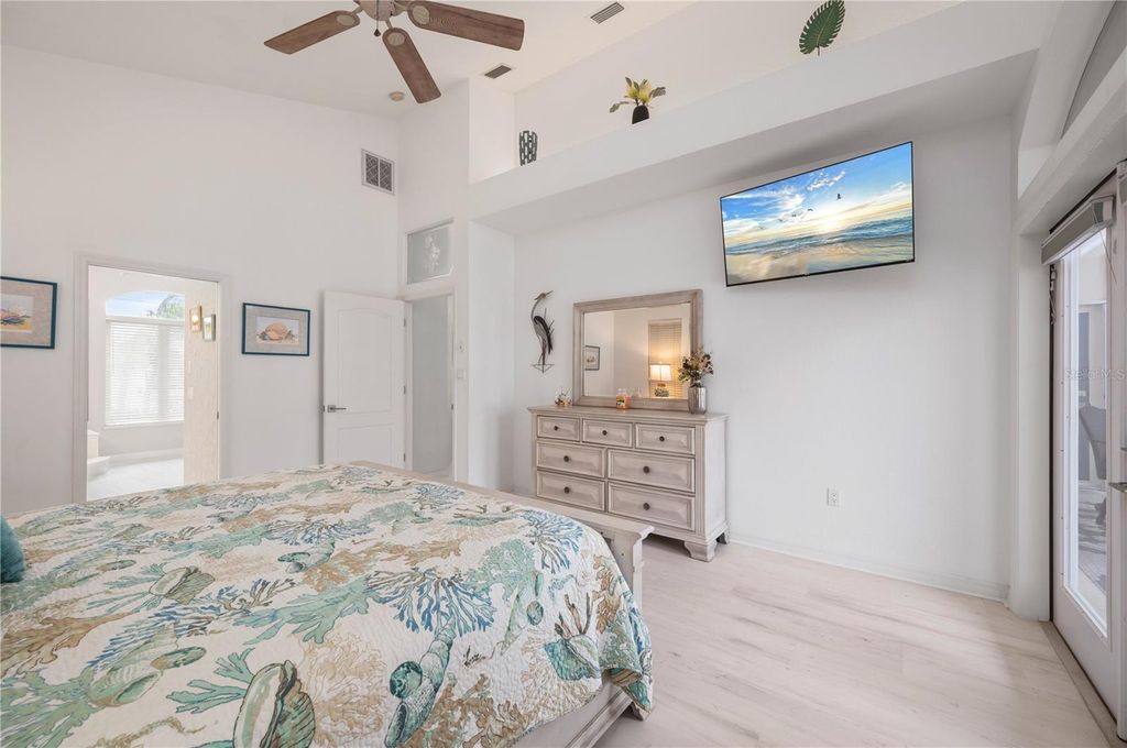 Image 31 of property listing at 709 VIA TUNIS, Punta Gorda, FL 33950