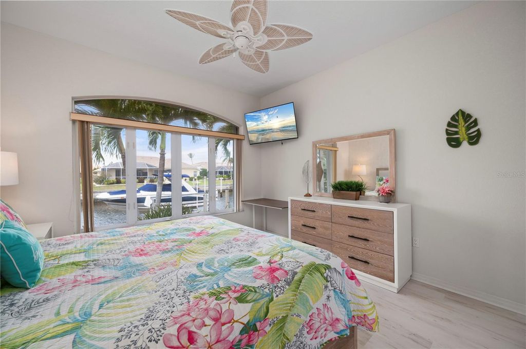 Image 42 of property listing at 709 VIA TUNIS, Punta Gorda, FL 33950