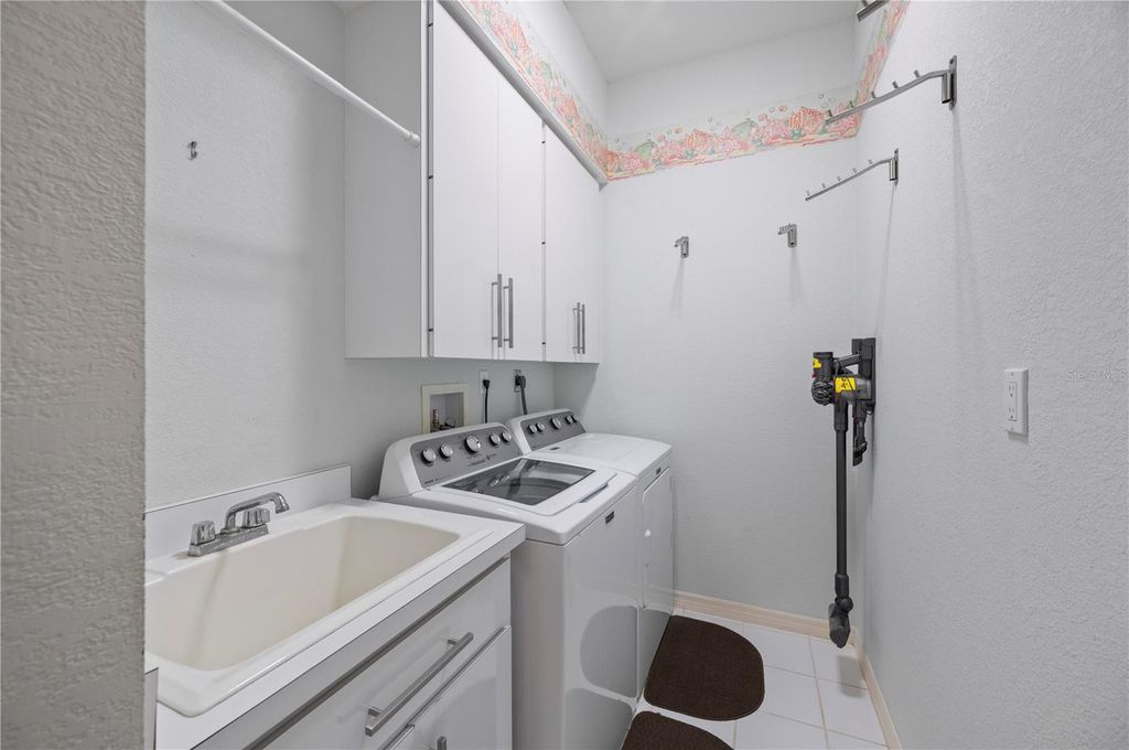 Image 44 of property listing at 709 VIA TUNIS, Punta Gorda, FL 33950