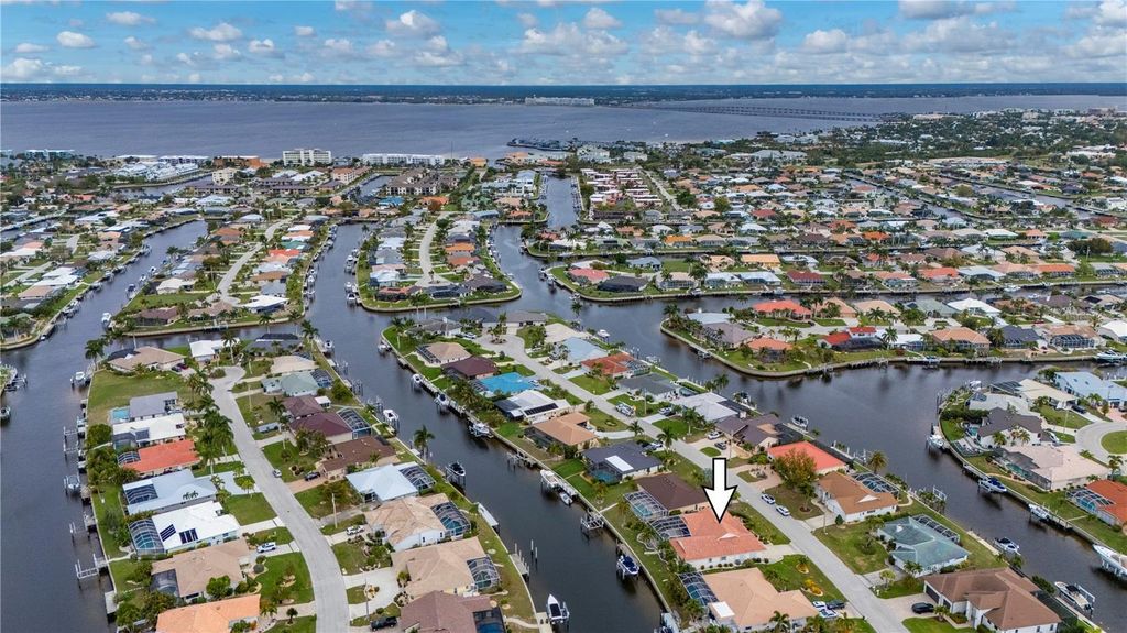 Image 70 of property listing at 709 VIA TUNIS, Punta Gorda, FL 33950