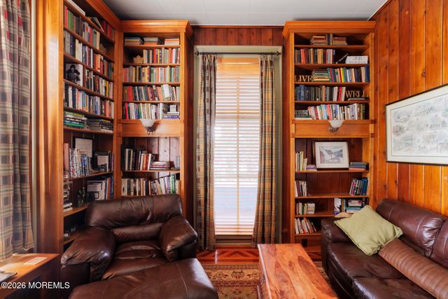 18 Brinckerhoff Avenue, Freehold, NJ 07728