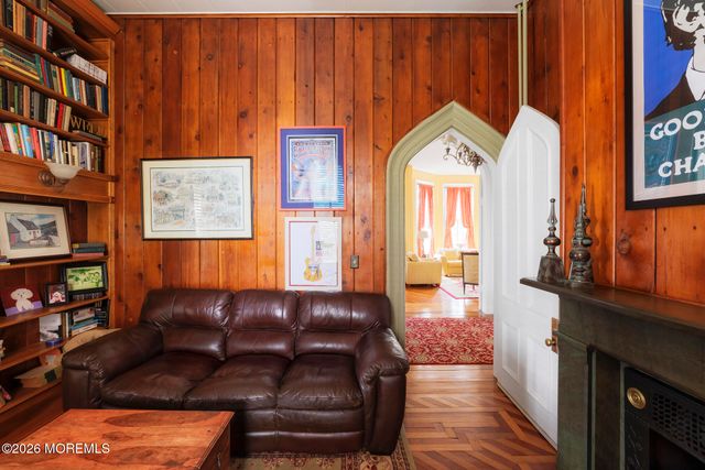 18 Brinckerhoff Avenue, Freehold, NJ 07728