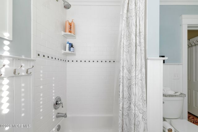 18 Brinckerhoff Avenue, Freehold, NJ 07728