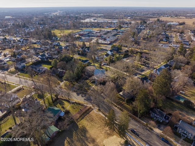 18 Brinckerhoff Avenue, Freehold, NJ 07728