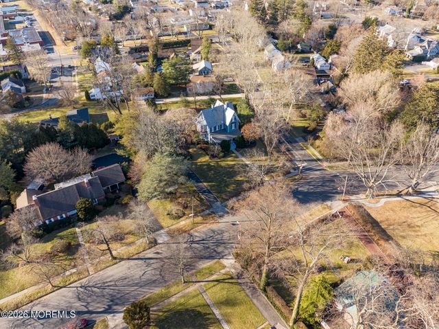 18 Brinckerhoff Avenue, Freehold, NJ 07728