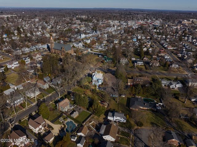 18 Brinckerhoff Avenue, Freehold, NJ 07728