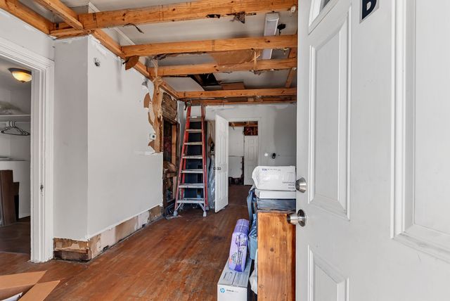 1510 S Main Street, Columbia, TN 38401