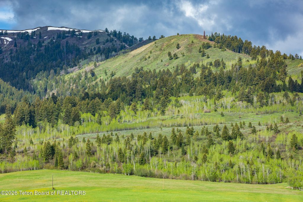 7675 US-89, Jackson, WY 83001 photo 13