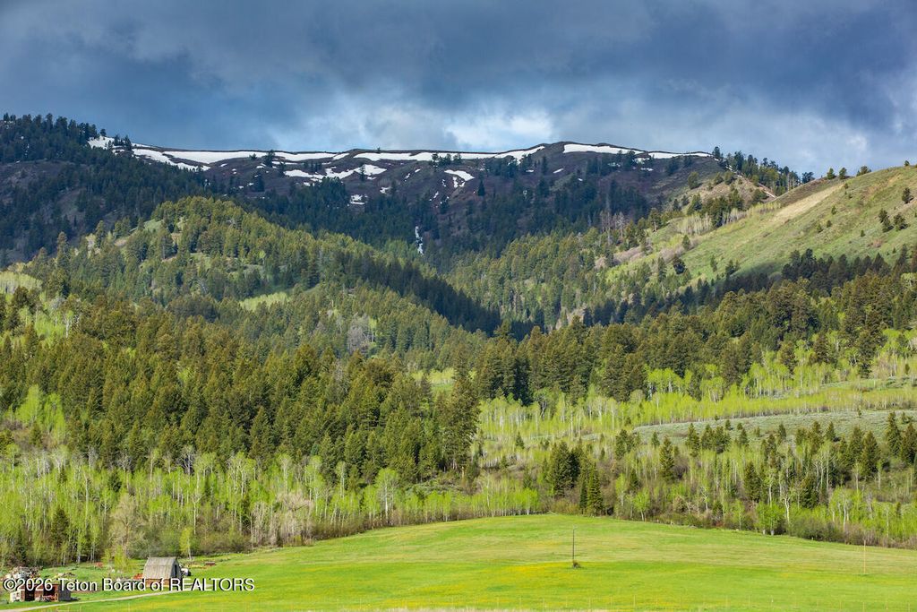 7675 US-89, Jackson, WY 83001 photo 2