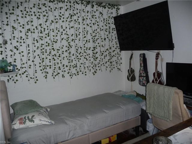 1708 Dominion AVE, Norfolk, VA 23518