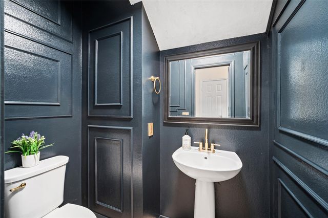 18702 Woodbreeze Drive, Humble, TX 77346