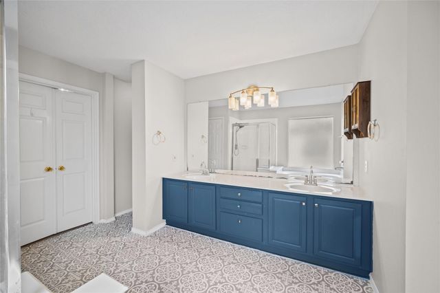 18702 Woodbreeze Drive, Humble, TX 77346