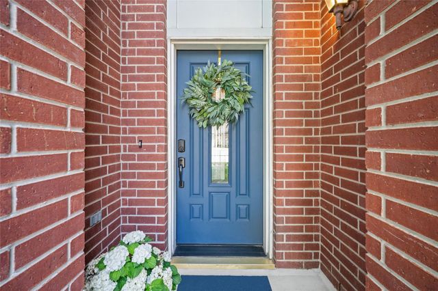 18702 Woodbreeze Drive, Humble, TX 77346