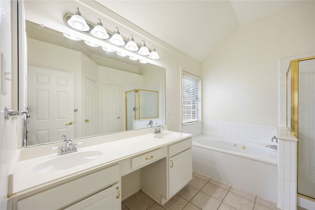 5208 Springflower Drive, Frisco, TX 75035