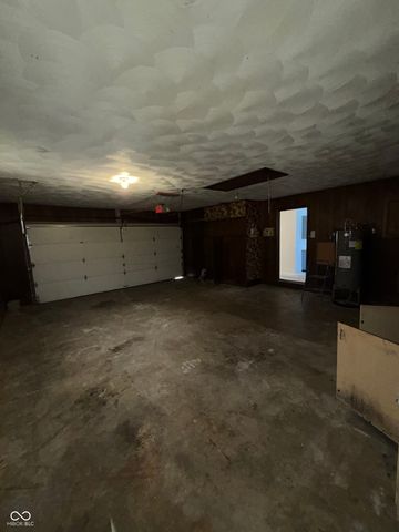 1616 E 47th Street, Anderson, IN 46013