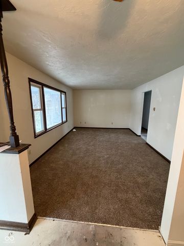 1616 E 47th Street, Anderson, IN 46013