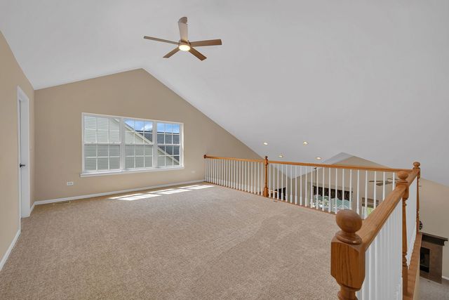 819 Canton Drive, Oswego, IL 60543